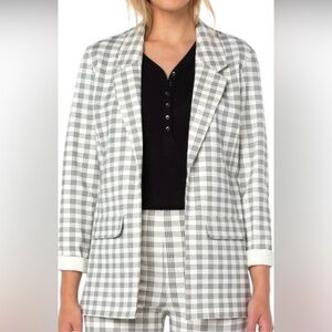 Elan NWT ivory plaid blazer. Best seller and closet staple. SIZE M